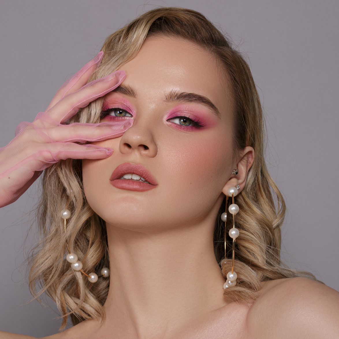 Messy Beauty 18 Renk Göz Farı Paleti